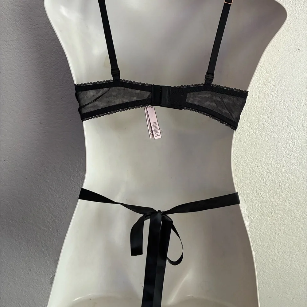 Victoria's Secret Black & White Lace Sheer French Maid Apron Lingerie L